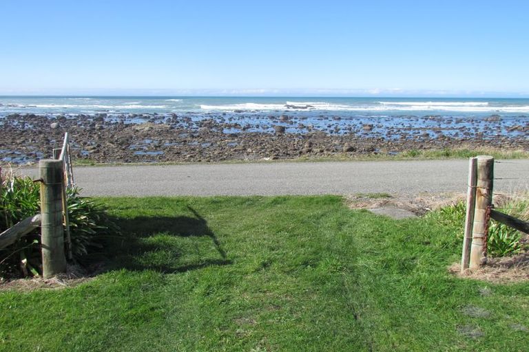 Photo of property in 881 Mataikona Road, Mataikona, Tinui, 5889