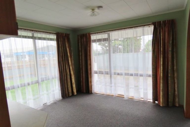 Photo of property in 402a Tremaine Avenue, Takaro, Palmerston North, 4412