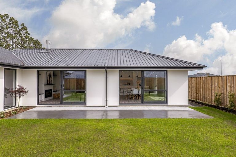 Photo of property in 32 Cooney Avenue, Darfield, 7571