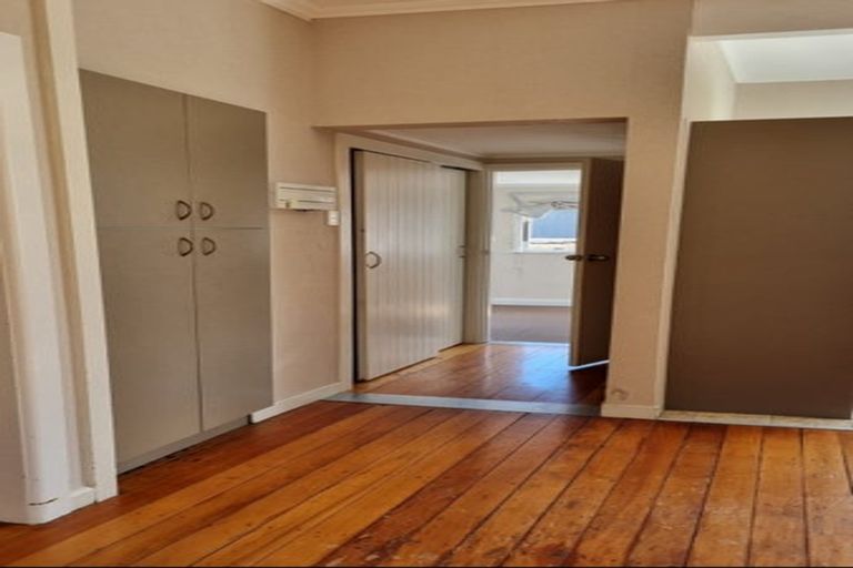 Photo of property in 28 Seddon Street, Wallaceville, Upper Hutt, 5018