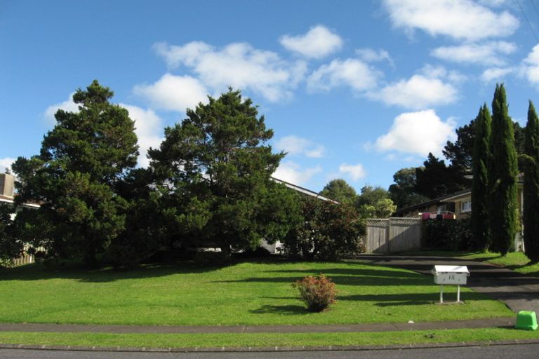 Photo of property in 2/13 Rotoiti Avenue, Pakuranga Heights, Auckland, 2010
