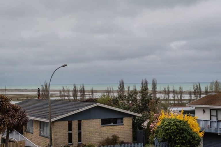Photo of property in 8 Godley Place, Oceanview, Timaru, 7910