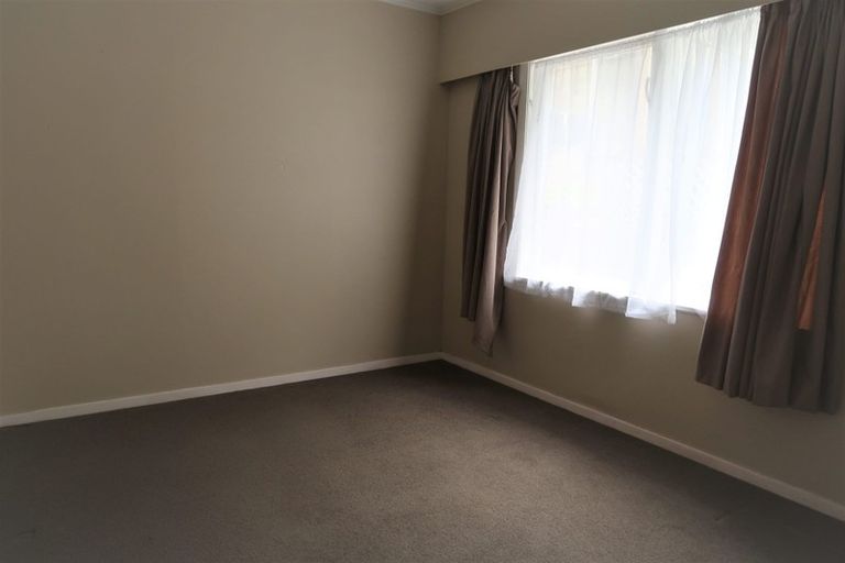 Photo of property in 9 Holland Street, Wainuiomata, Lower Hutt, 5014