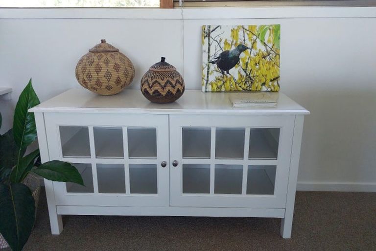 Photo of property in 106 Paetawa Road, Peka Peka, Waikanae, 5391