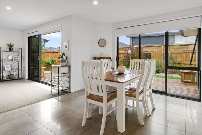 Photo of property in 26 Harding Drive, Papamoa Beach, Papamoa, 3118