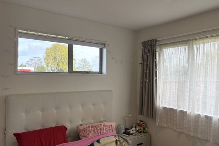 Photo of property in 185 Wainoni Road, Avondale, Christchurch, 8061