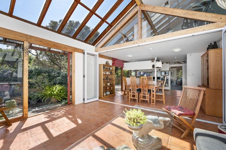 Photo of property in 188 Wadestown Road, Wadestown, Wellington, 6012