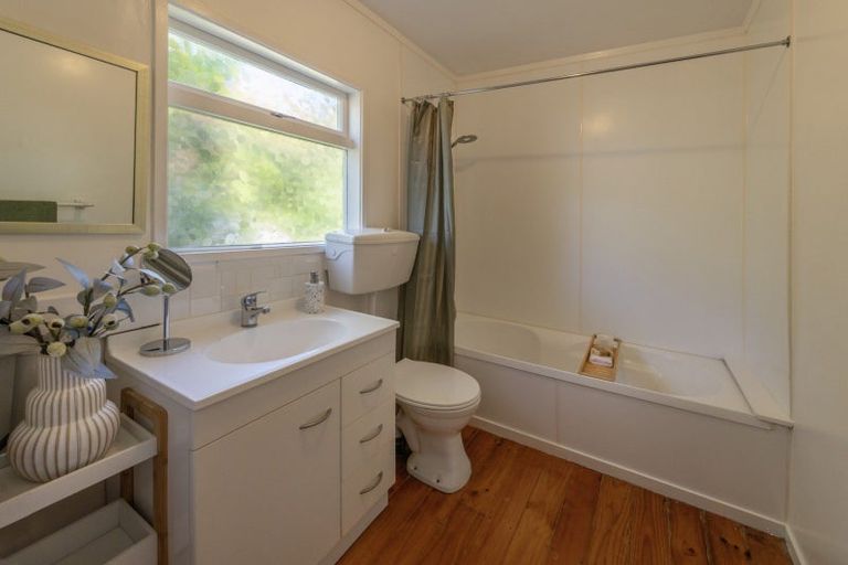 Photo of property in 11a Euston Road, Wilton, Wellington, 6012