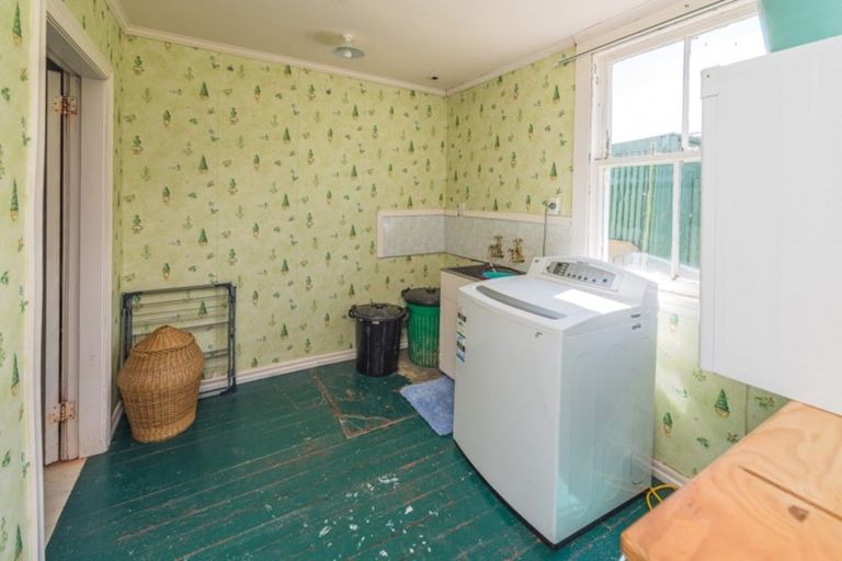 Photo of property in 18 Balgownie Avenue, Gonville, Whanganui, 4501