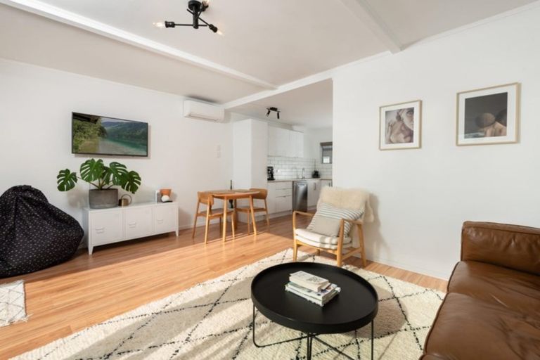 Photo of property in 9b Heath Street, Mount Maunganui, 3116