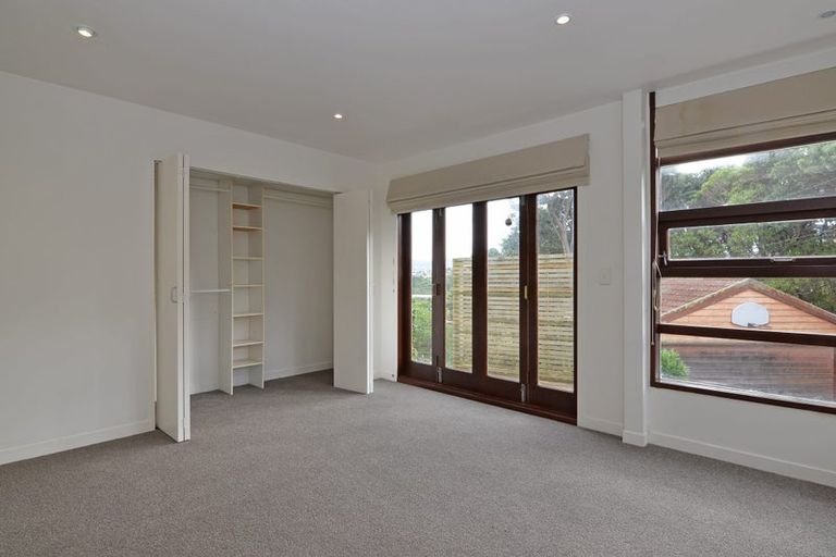 Photo of property in 85a Nevay Road, Miramar, Wellington, 6022