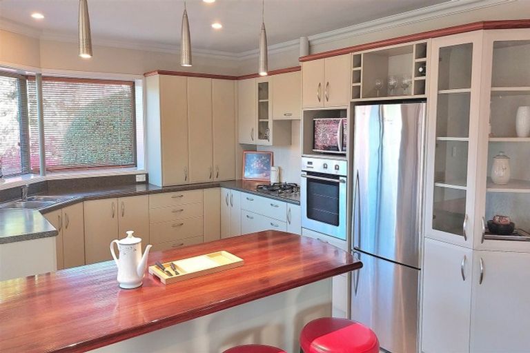 Photo of property in 27 Stableford Green, Burnside, Christchurch, 8053