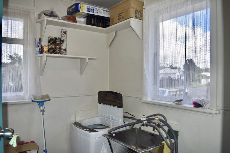 Photo of property in 13 Maire Street, Otaki, 5512