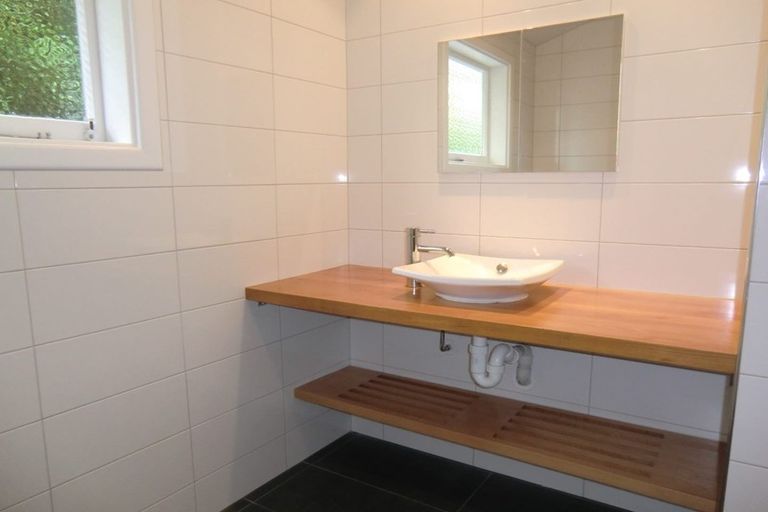 Photo of property in 2/4 Garden Road, Merivale, Christchurch, 8014