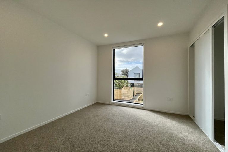 Photo of property in 4/39 Pakuranga Road, Pakuranga, Auckland, 2010