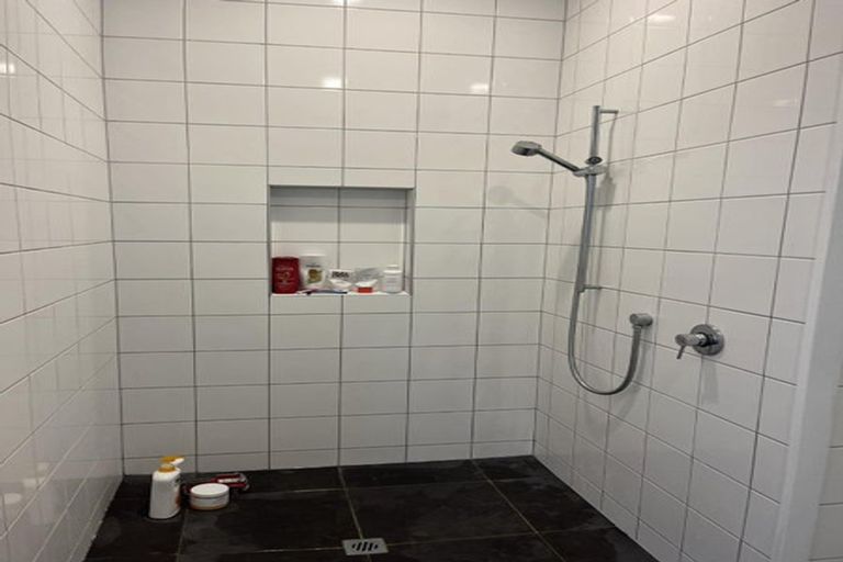 Photo of property in 12 Puriri Street, Eastbourne, Lower Hutt, 5013