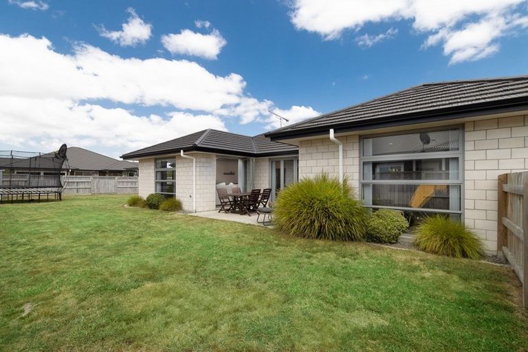 Photo of property in 48 Jarrett Terrace, Leamington, Cambridge, 3432