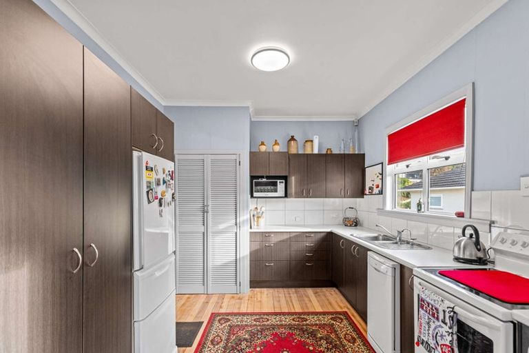 Photo of property in 16 Toi Street, Tawhero, Whanganui, 4501