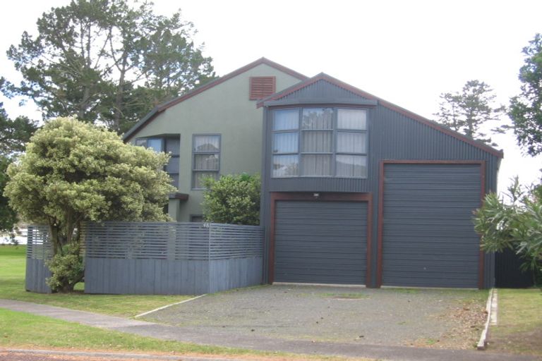 Photo of property in 48 Pleasant Place, Pauanui, Hikuai, 3579