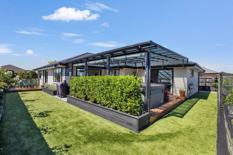 Photo of property in 28 Henrietta Street, Marshland, Christchurch, 8083