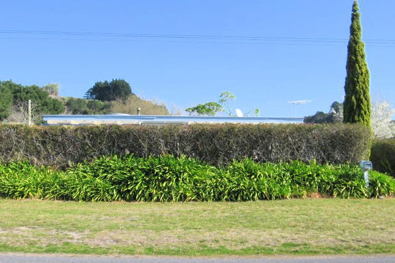 Photo of property in 46 Riverview Road, Cooks Beach, Whitianga, 3591