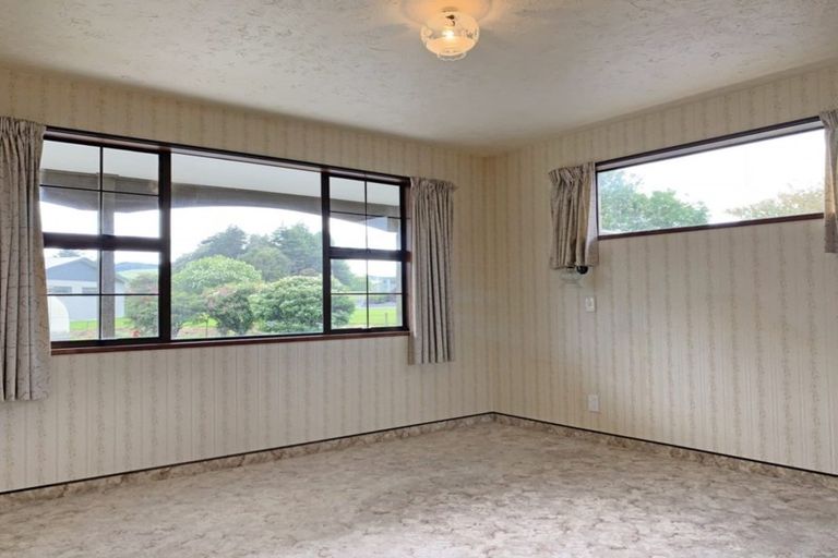 Photo of property in 8 Burns Street, Owaka, 9535
