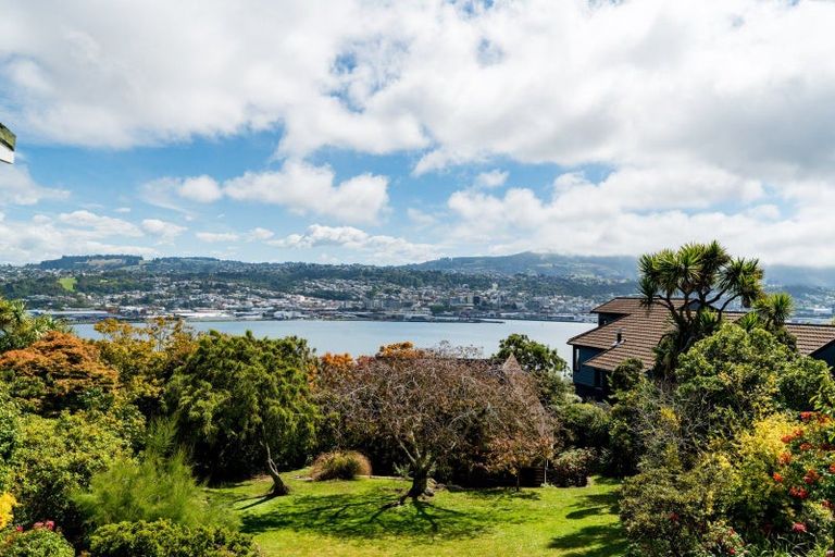 Photo of property in 50 Glendevon Place, Vauxhall, Dunedin, 9013