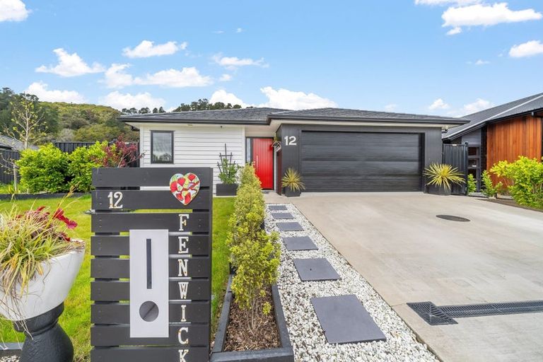 Photo of property in 12 Fenwick Crescent, Wallaceville, Upper Hutt, 5018