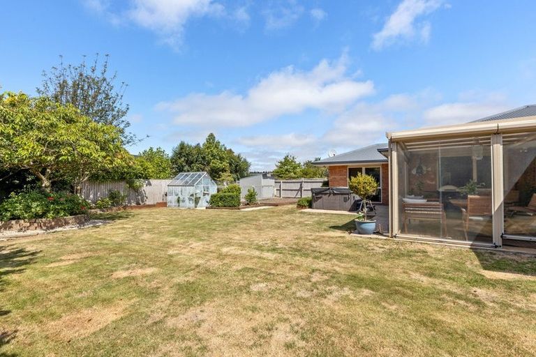 Photo of property in 8 Birchlea Court, Prebbleton, 7604