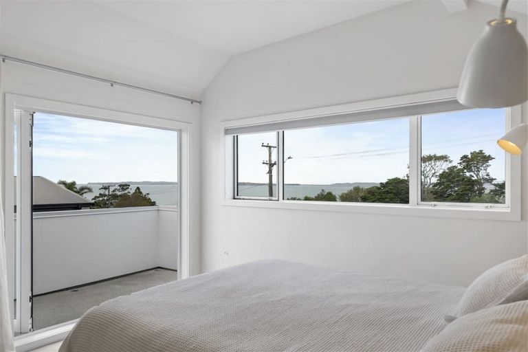 Photo of property in 136 Mellons Bay Road, Mellons Bay, Auckland, 2014