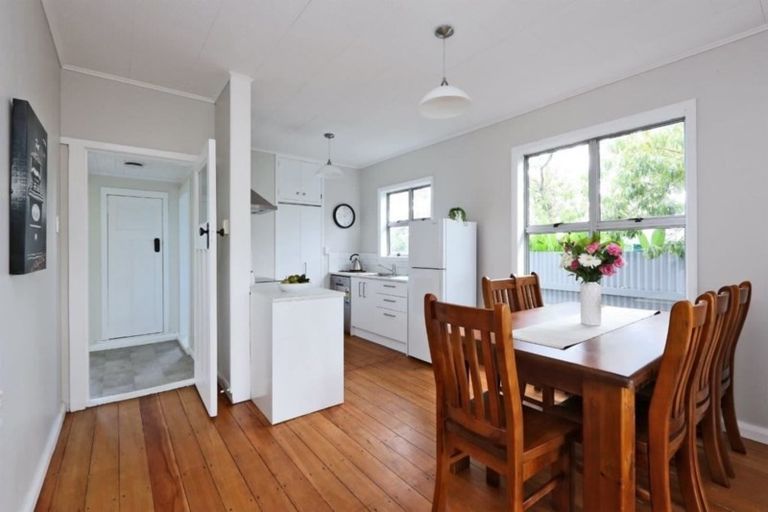 Photo of property in 25 Station Road, Whakatu, Hastings, 4102