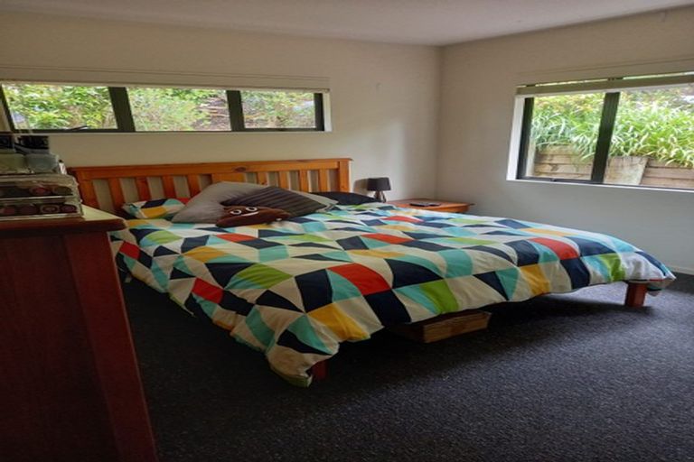 Photo of property in 1/8 Beaudine Avenue, Glenfield, Auckland, 0629