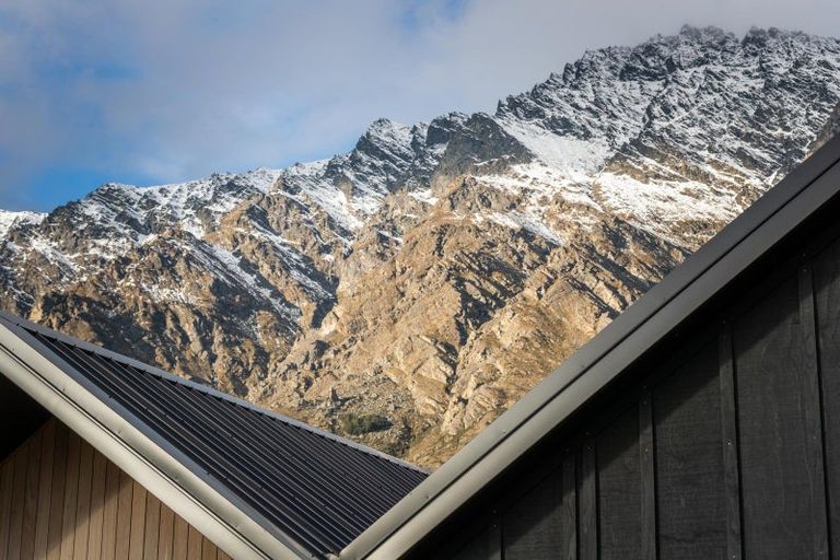 Photo of property in 125 Spur Ridge Rise, Jacks Point, 9371