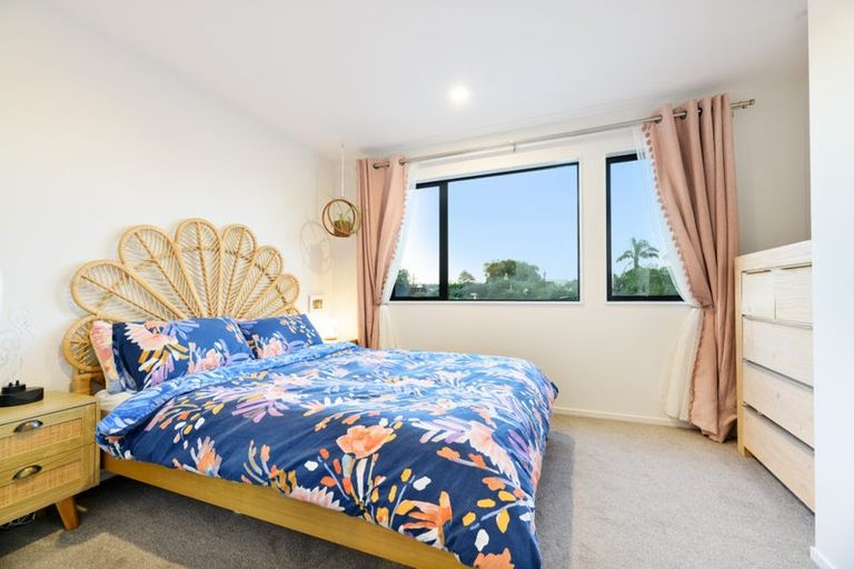 Photo of property in 15/115 Swanson Road, Henderson, Auckland, 0610