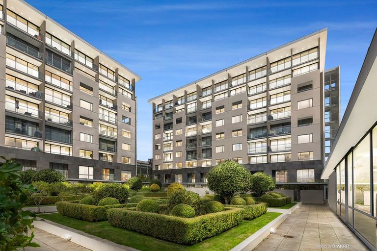 Photo of property in Sanctum Apartment, 10 Ebor Street, Te Aro, Wellington, 6011