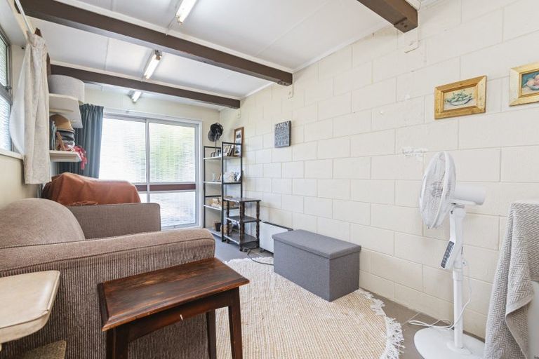 Photo of property in 31 Somerset Crescent, Highbury, Palmerston North, 4412