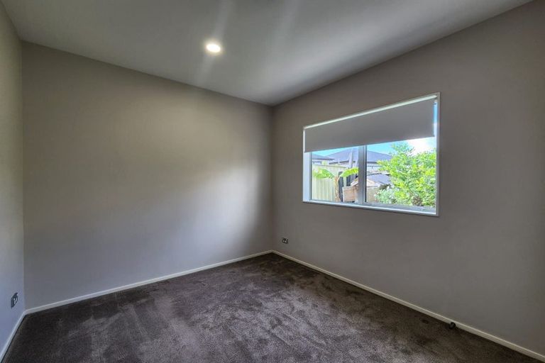 Photo of property in 14 Cloonlyon Drive, Flat Bush, Auckland, 2019