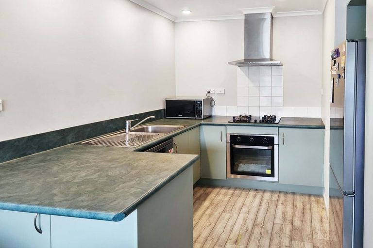 Photo of property in 167a George Street, Stokes Valley, Lower Hutt, 5019