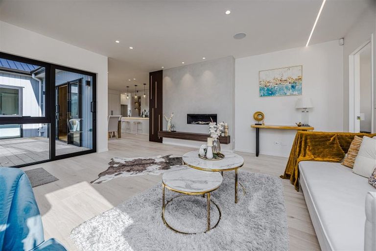 Photo of property in 8 Arahi Road, Clevedon, 2582