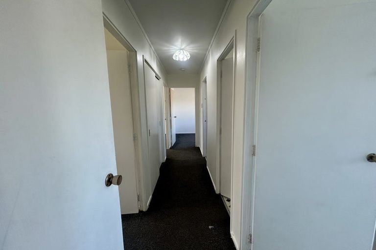 Photo of property in 2/14 Leven Lane, Totara Heights, Auckland, 2105