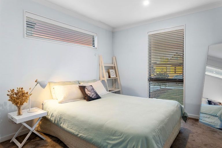 Photo of property in 14 Chatsworth Avenue, Rangiora, 7400