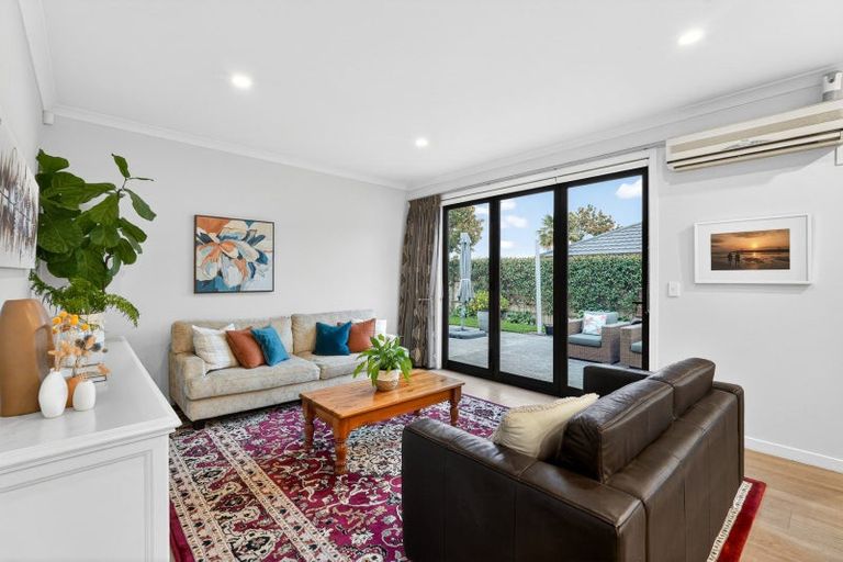 Photo of property in 21 Brooklands Drive, Havelock North, 4130