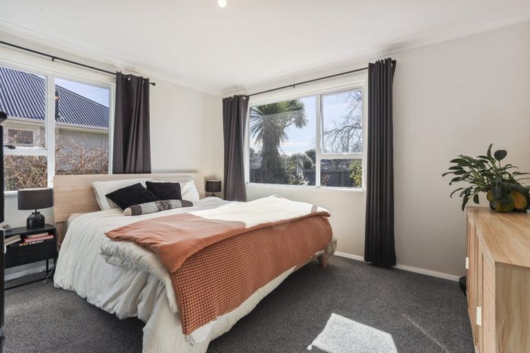 Photo of property in 5 Haynes Avenue, Upper Riccarton, Christchurch, 8041