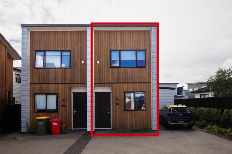 Photo of property in 21b Lumbarda Drive, Kumeu, 0810