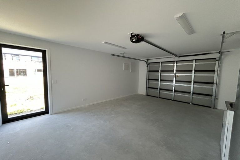 Photo of property in 5 Shoveler Road, Jacks Point, 9371