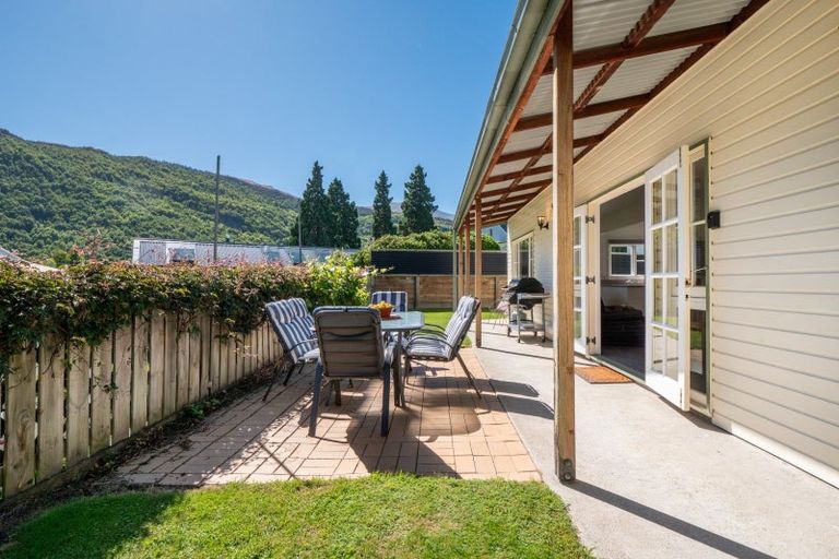 Photo of property in 4a Kent Street, Arrowtown, 9302