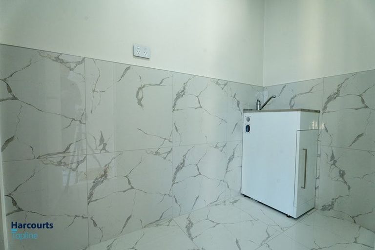 Photo of property in 96 Rosier Road, Glen Eden, Auckland, 0602