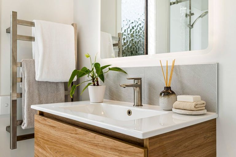 Photo of property in 1/452 Hibiscus Coast Highway, Orewa, 0931