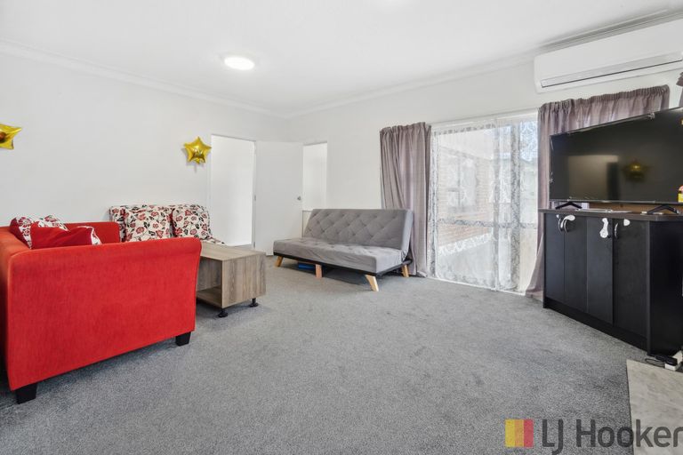 Photo of property in 33 Tawa Crescent, Manurewa, Auckland, 2102