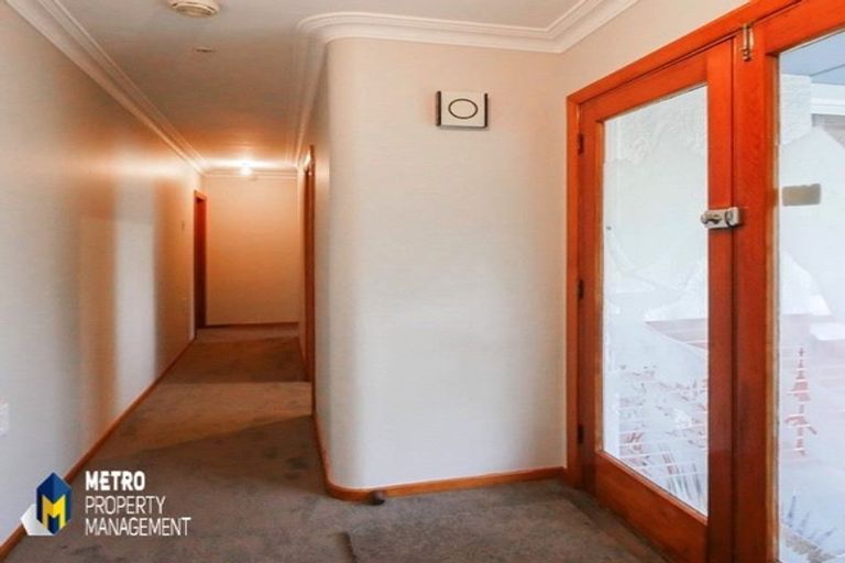 Photo of property in 44 Larnach Road, Waverley, Dunedin, 9013